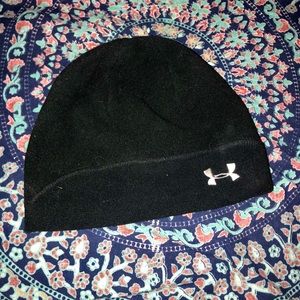 Under armour beanie!